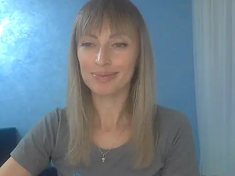 EffectMaya online show from November 21, 2025, 6:39 pm