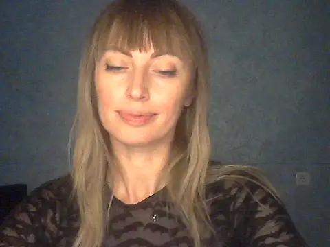 EffectMaya online show from February 18, 2026, 8:05 pm