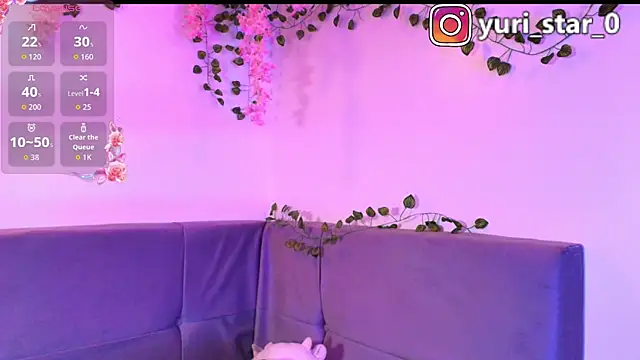 Yuri Stars online show from November 19, 2025, 3:39 am