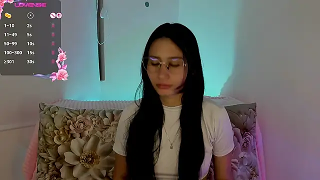 NayeCloud online show from February 21, 2026, 4:02 am