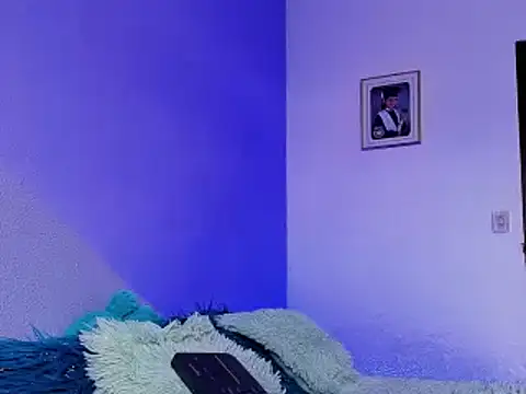 sallome21 online show from March 19, 2025, 8:22 pm