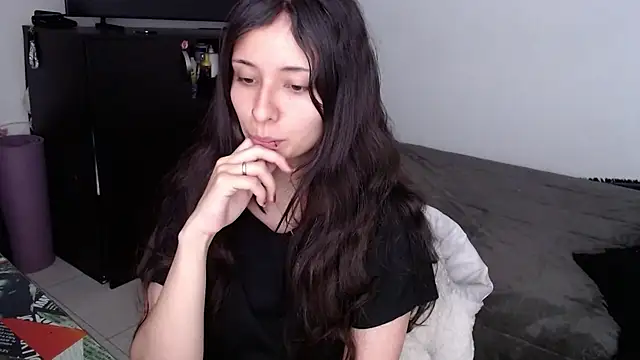 alice live1 online show from September 19, 2025, 1:01 pm