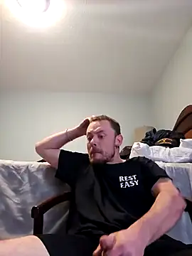 Snapshot of dadyyD95 chatting on December 6, 2024, 10:05 am dadyyD95 online show from December 6, 2024, 10:05 am