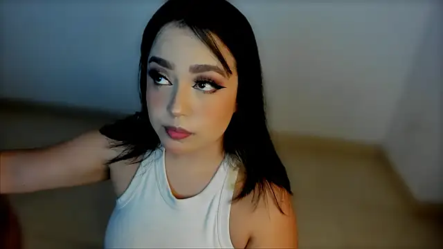 ValeryySoto  online show from December 19, 2024, 2:01 am