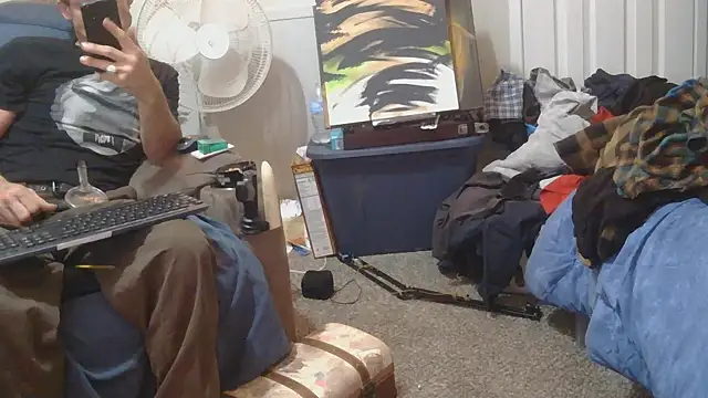 TheOneYouLove69 online show from February 17, 2025, 9:03 am