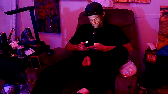 TheOneYouLove69 online show from March 15, 2025, 5:08 am