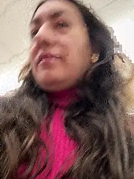 xLadyScarlettx online show from January 13, 2026, 4:12 pm