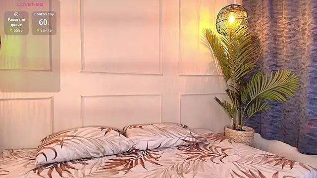 luandy online show from December 3, 2025, 7:56 pm