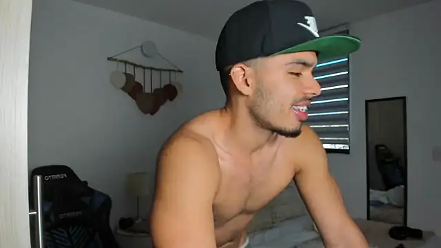 mateoleonee online show from October 14, 2025, 9:15 pm