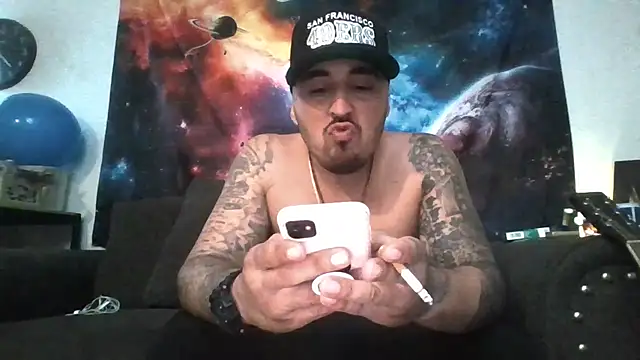 Snapshot of Antoniothedon chatting on June 14, 2026, 11:29 pm Antoniothedon online show from June 14, 2026, 11:29 pm