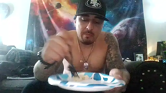 Snapshot of Antoniothedon chatting on June 23, 2026, 9:35 pm Antoniothedon online show from June 23, 2026, 9:35 pm