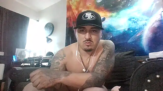 Snapshot of Antoniothedon chatting on July 4, 2026, 12:39 am Antoniothedon online show from July 4, 2026, 12:39 am