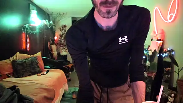 Snapshot of leatherz69 chatting on December 3, 2024, 5:09 am leatherz69 online show from December 3, 2024, 5:09 am