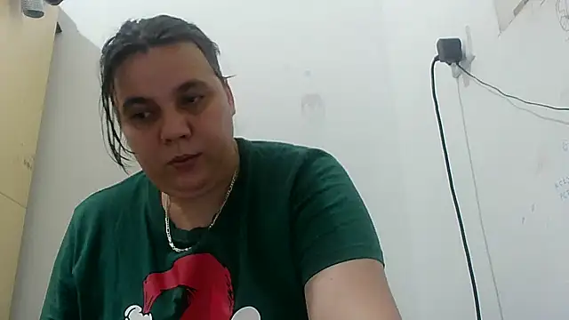 Snapshot of VixenBya chatting on May 27, 2026, 7:38 am VixenBya online show from May 27, 2026, 7:38 am