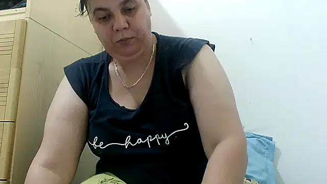 Snapshot of VixenBya chatting on June 7, 2026, 8:07 am VixenBya online show from June 7, 2026, 8:07 am