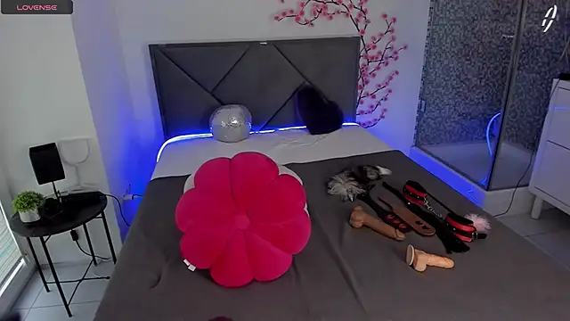 CassieEvans online show from September 30, 2025, 5:34 am