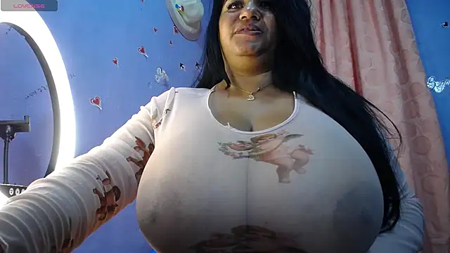 Snapshot of _sonia_bigboobs chatting on February 6, 2025, 12:48 pm sonia bigboobs online show from February 6, 2025, 12:48 pm