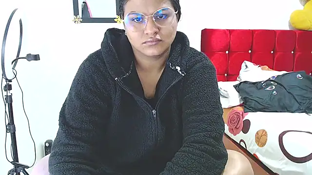 SweetAlmaa online show from January 14, 2025, 9:45 am