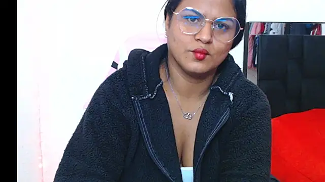 SweetAlmaa online show from February 26, 2025, 9:42 am