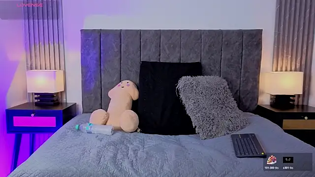 Ema Stone65 online show from October 24, 2025, 10:17 pm