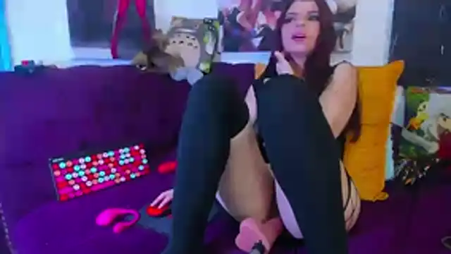 Paulamontero1 online show from November 1, 2025, 10:45 pm