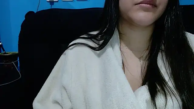 Snapshot of luckygirl111 chatting on May 21, 2026, 8:54 am luckygirl111 online show from May 21, 2026, 8:54 am