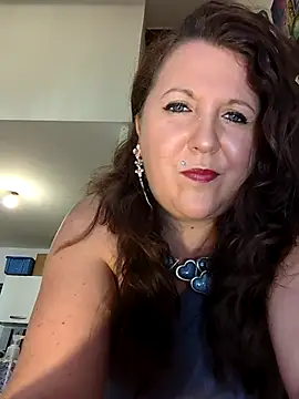 Snapshot of Candy-Desire chatting on July 13, 2026, 6:00 pm Candy-Desire online show from July 13, 2026, 6:00 pm