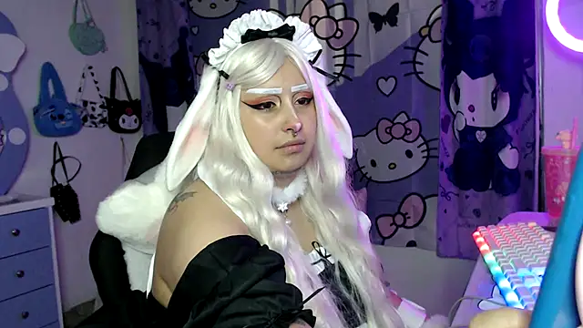 lussyevans24 online show from November 1, 2025, 3:52 am