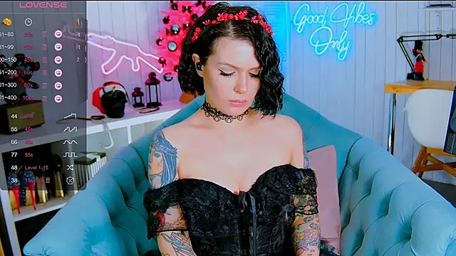 My toys pink online show from January 12, 2025, 10:12 pm