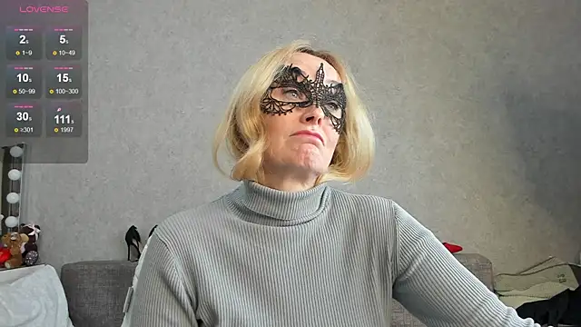 angelica marquise online show from November 16, 2025, 5:51 pm