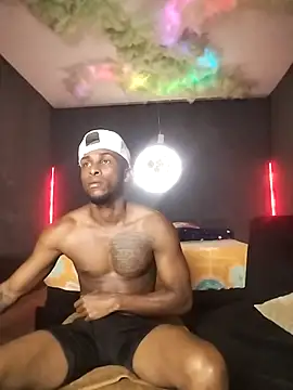 Snapshot of Ostinsanto chatting on November 26, 2025, 2:56 am Ostinsanto online show from November 26, 2025, 2:56 am