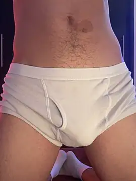 cybercosmiiic online show from February 5, 2025, 6:04 pm