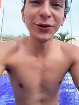 cybercosmiiic online show from February 5, 2025, 9:07 pm