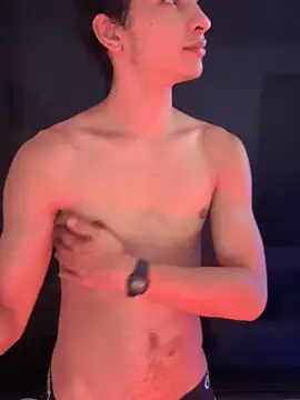 cybercosmiiic online show from February 8, 2025, 8:42 pm