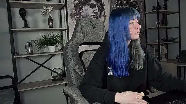 Snapshot of LexiWenford chatting on April 17, 2026, 2:58 am LexiWenford online show from April 17, 2026, 2:58 am