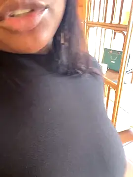 DiamondGoddes online show from October 19, 2025, 10:49 am