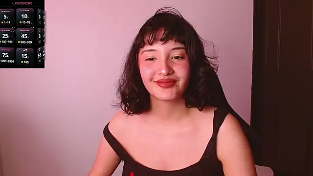 alexaa08 online show from December 18, 2025, 8:04 pm