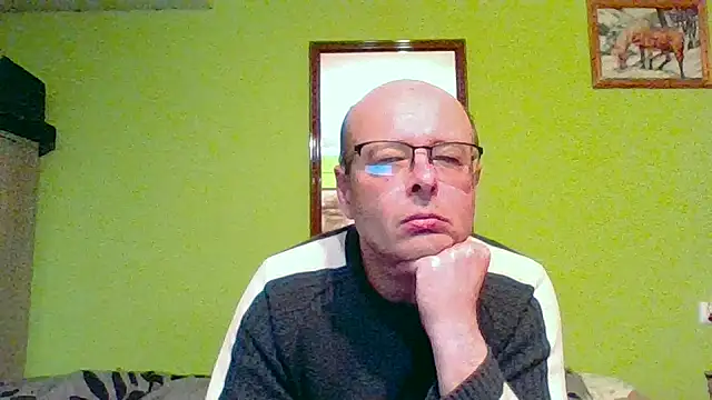 Snapshot of Tiger202441 chatting on April 19, 2026, 9:28 pm Tiger202441 online show from April 19, 2026, 9:28 pm