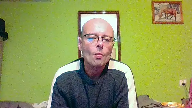 Snapshot of Tiger202441 chatting on May 15, 2026, 7:10 pm Tiger202441 online show from May 15, 2026, 7:10 pm
