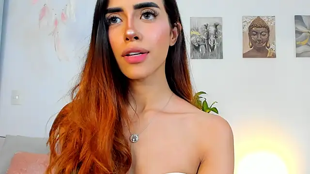 StormiRusso online show from January 16, 2025, 1:06 am