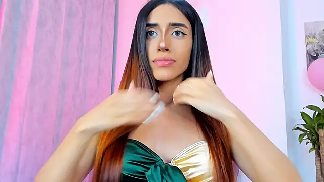 StormiRusso online show from February 9, 2025, 2:38 am