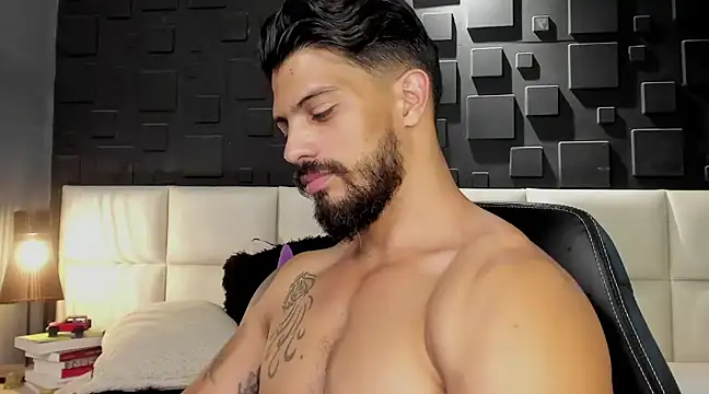 DannSaenz online show from February 12, 2025, 2:35 am