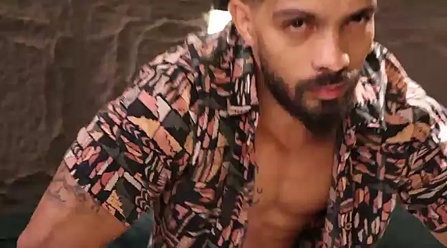 DannSaenz online show from March 3, 2025, 2:04 pm