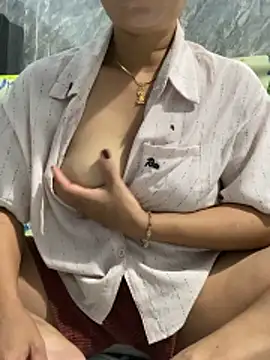 Linaannn online show from March 21, 2026, 12:04 am