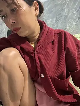 Linaannn online show from March 25, 2026, 12:05 am