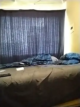 Snapshot of Convertiblechulo chatting on December 17, 2024, 4:56 am Convertiblechulo online show from December 17, 2024, 4:56 am