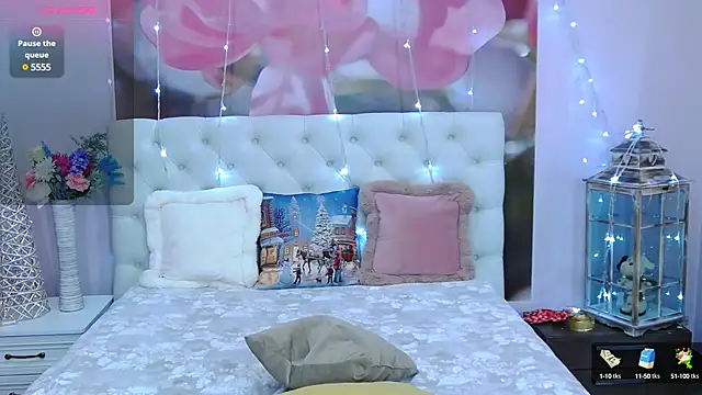 VioletUmi online show from January 19, 2025, 11:23 am