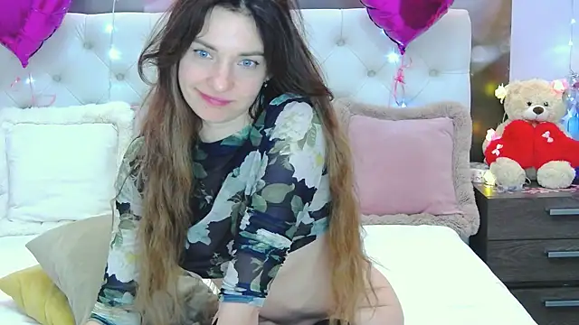 VioletUmi online show from February 9, 2025, 2:50 pm