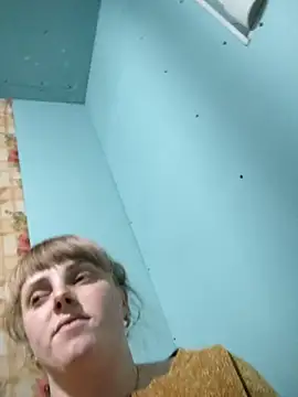 CoddessCrystal online show from December 21, 2025, 4:47 pm