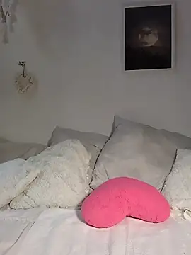 gymyagirlll online show from October 10, 2025, 3:49 am